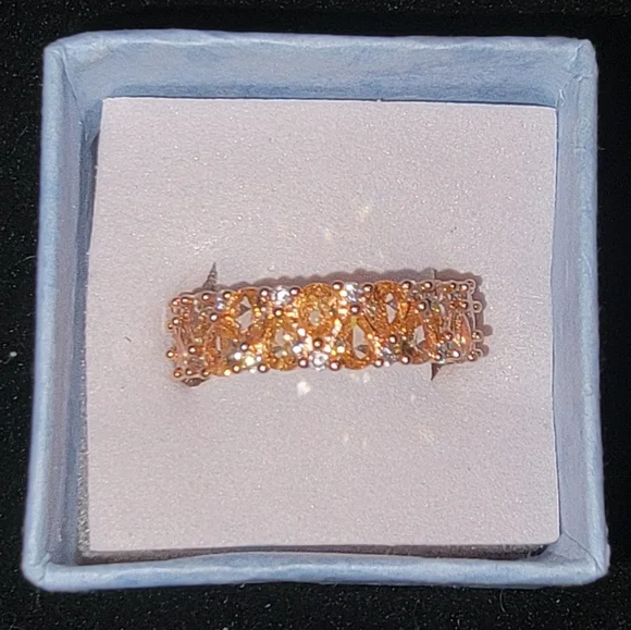 "Trendy Moments" Ring - Picture 2 of 3